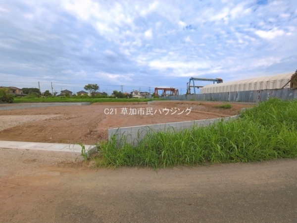 八潮市大字八條の土地