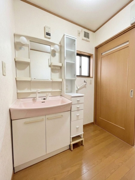 草加市青柳６丁目の中古一戸建て