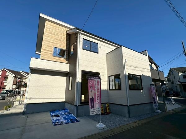 草加市谷塚上町　新築一戸建て　4期