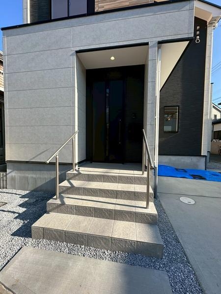 草加市谷塚上町　新築一戸建て　4期