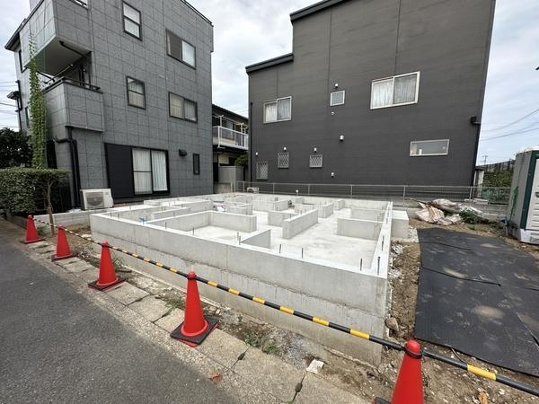 草加市小山1丁目　新築一戸建て