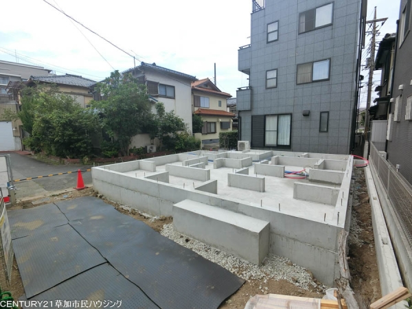 草加市小山1丁目　新築一戸建て
