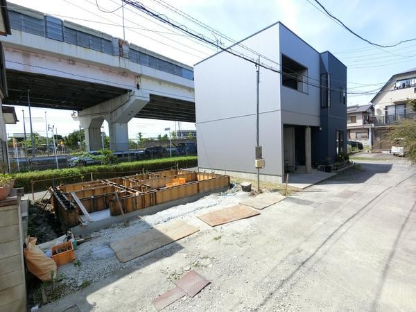 八潮市木曽根　新築一戸建て