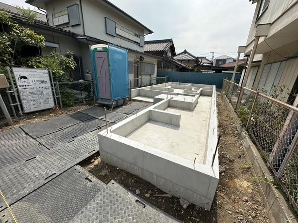 草加市長栄2丁目　新築一戸建て