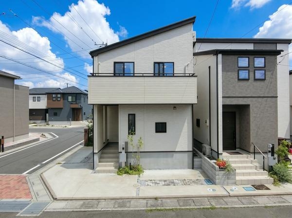 八潮市大字古新田の中古一戸建て