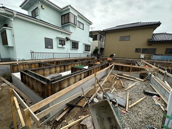 八潮市大瀬　新築一戸建て　8期2号棟