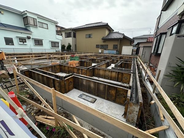 八潮市大瀬　新築一戸建て　8期1号棟