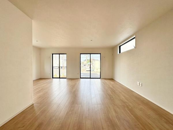 草加市弁天2丁目　新築一戸建て　1期