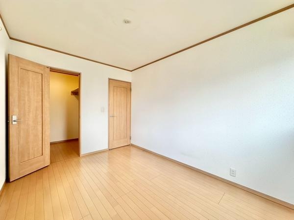 草加市青柳８丁目の中古一戸建て