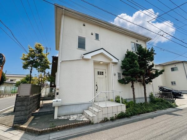 草加市青柳8丁目　中古一戸建て