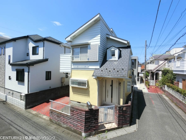 草加市西町　中古一戸建て