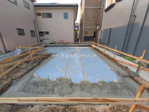草加市八幡町の新築一戸建
