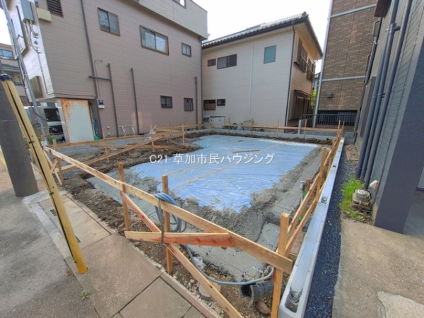 草加市八幡町の新築一戸建