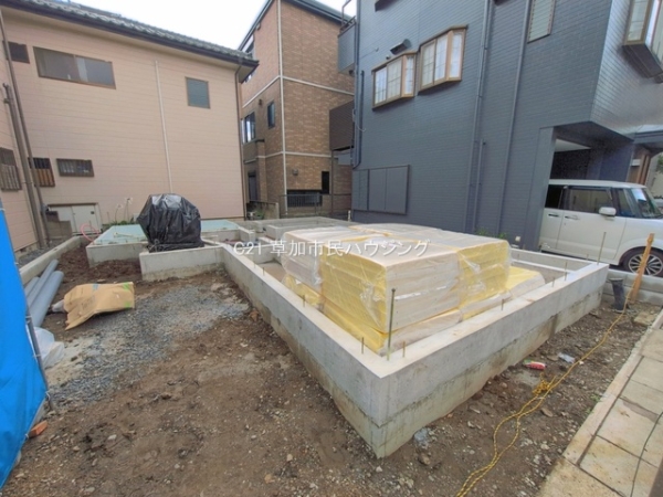 草加市八幡町の新築一戸建