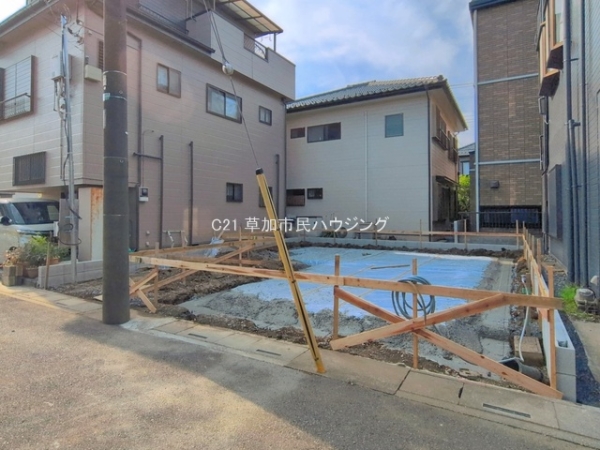 草加市八幡町の新築一戸建