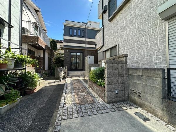 草加市清門2丁目　中古一戸建て