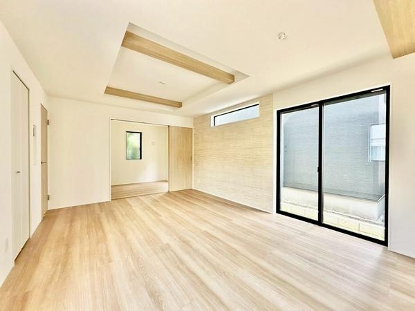 草加市青柳6丁目　新築一戸建て　28期2号棟