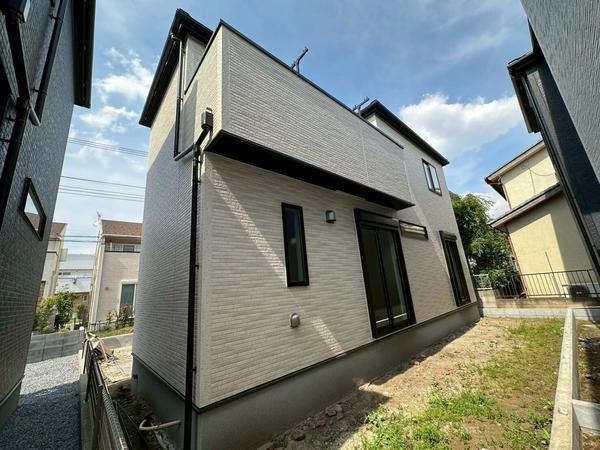 草加市青柳6丁目　新築一戸建て　28期2号棟