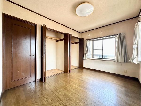 草加市手代２丁目の中古一戸建て