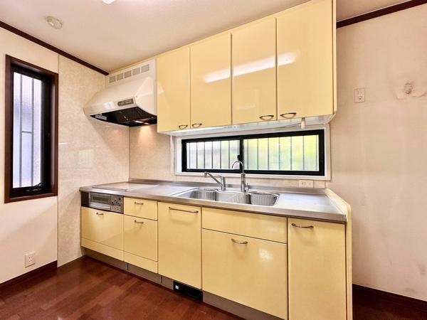 草加市手代２丁目の中古一戸建て