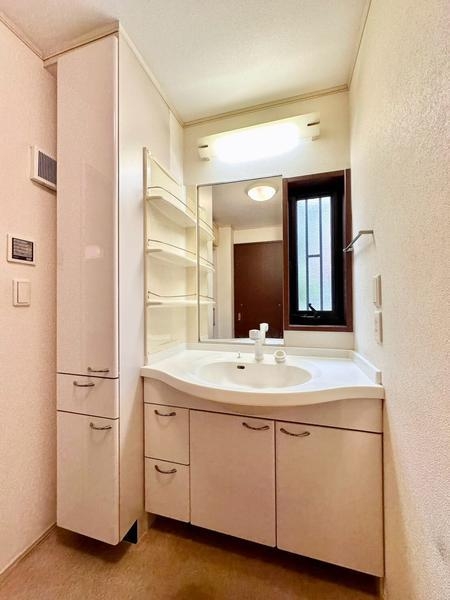 草加市手代２丁目の中古一戸建て
