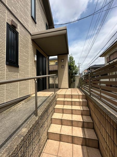 草加市手代２丁目の中古一戸建て