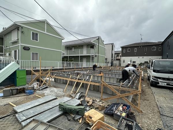 草加市稲荷6丁目　新築一戸建て　19期1号棟