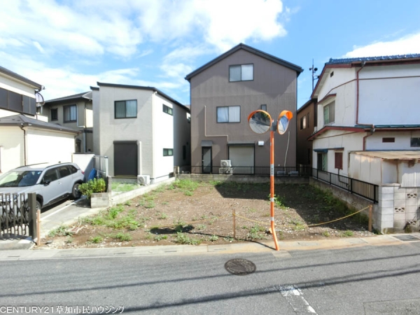草加市新里町 新築一戸建て