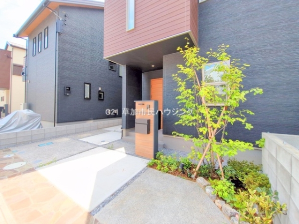 八潮市大字古新田の中古一戸建て