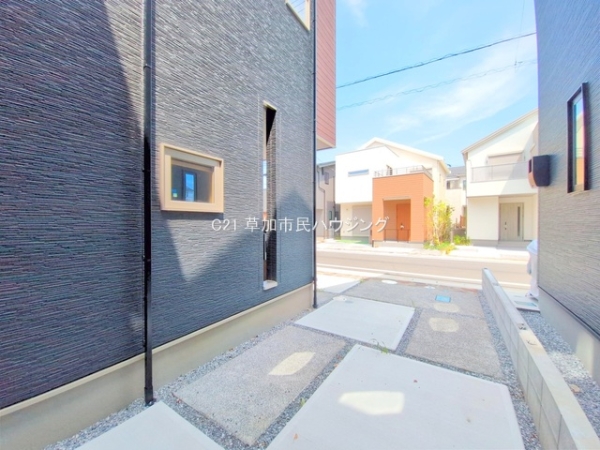 八潮市大字古新田の中古一戸建て