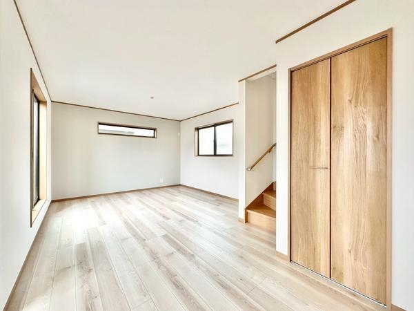 草加市吉町5丁目　新築一戸建て