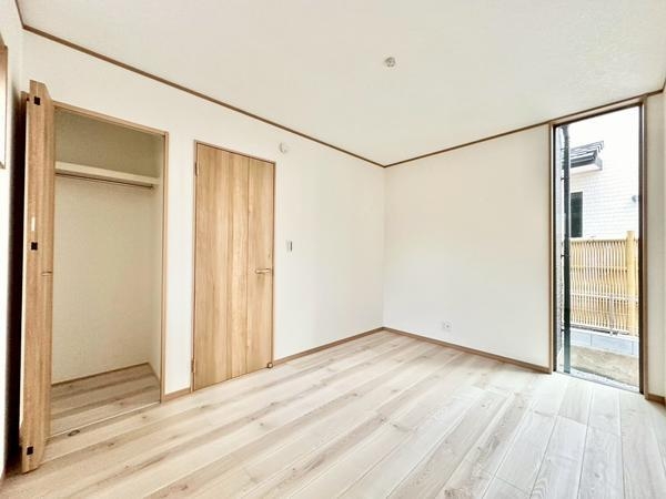 草加市吉町5丁目　新築一戸建て