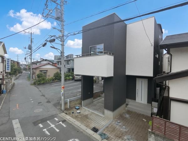 草加市吉町5丁目　新築一戸建て