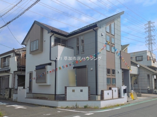 八潮市中央4丁目　中古一戸建て