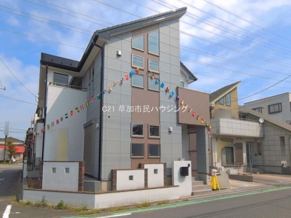 八潮市中央4丁目　中古一戸建て