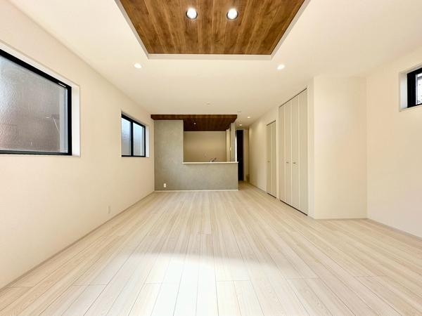 草加市柳島町　新築一戸建て　10期