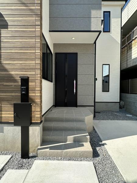 草加市谷塚仲町　新築一戸建て　5期