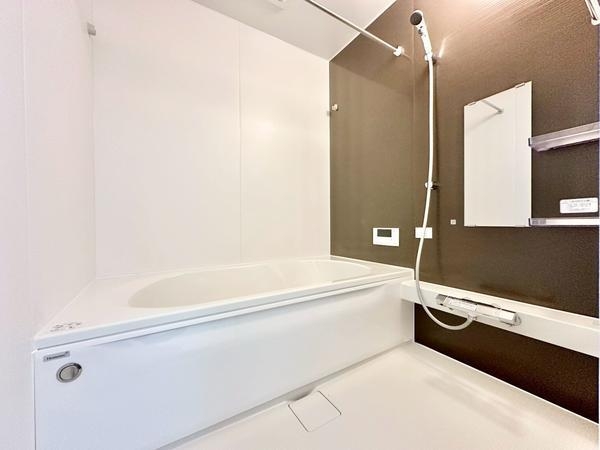 草加市手代1丁目　新築一戸建て　7期2号棟