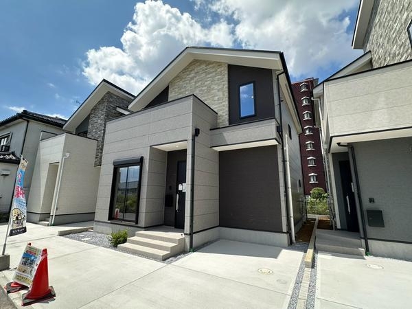 草加市手代1丁目　新築一戸建て　7期2号棟