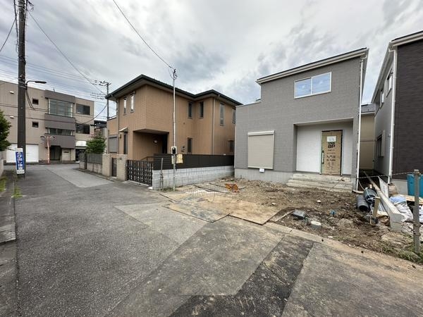 草加市八幡町　新築一戸建て　1期2号棟