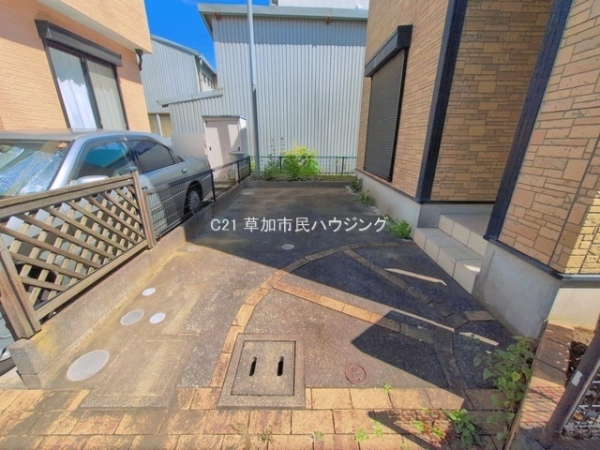 草加市青柳3丁目　中古一戸建て