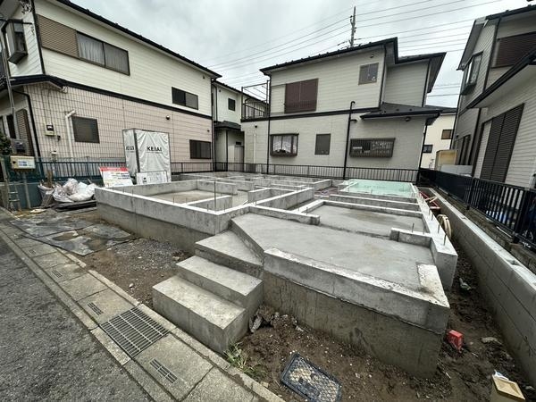 草加市手代2丁目　新築一戸建て　8期