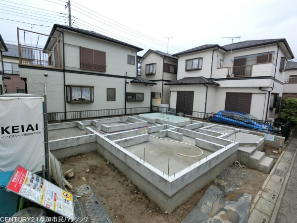 草加市手代2丁目　新築一戸建て　8期