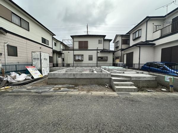 草加市手代2丁目　新築一戸建て　8期