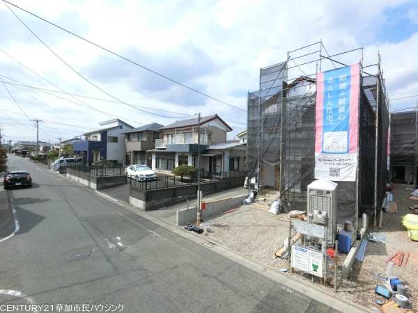 八潮市伊草1丁目　新築一戸建て　12期　　1号棟