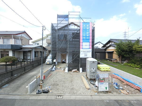 八潮市伊草1丁目　新築一戸建て　12期　　1号棟