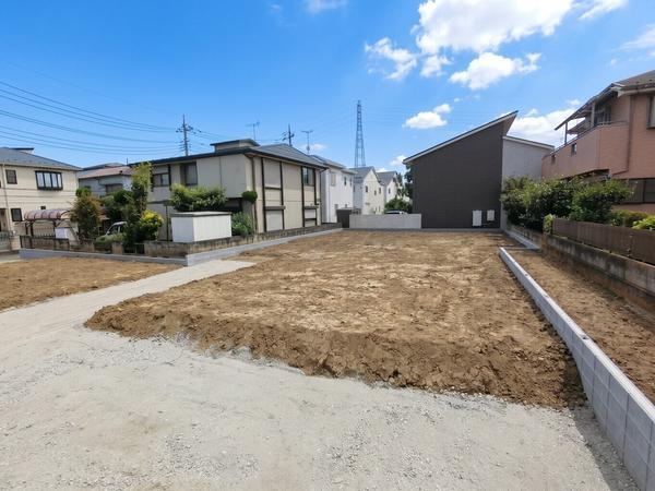 草加市谷塚上町　新築一戸建て　8期2号棟
