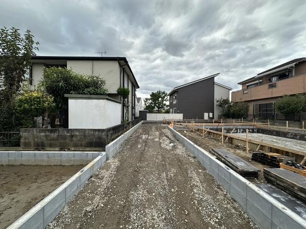 草加市谷塚上町　新築一戸建て　8期2号棟