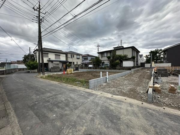 草加市谷塚上町　新築一戸建て　8期2号棟