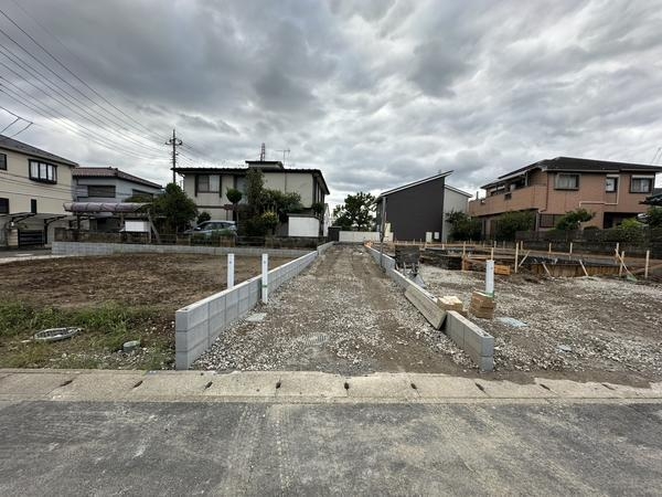 草加市谷塚上町　新築一戸建て　8期2号棟
